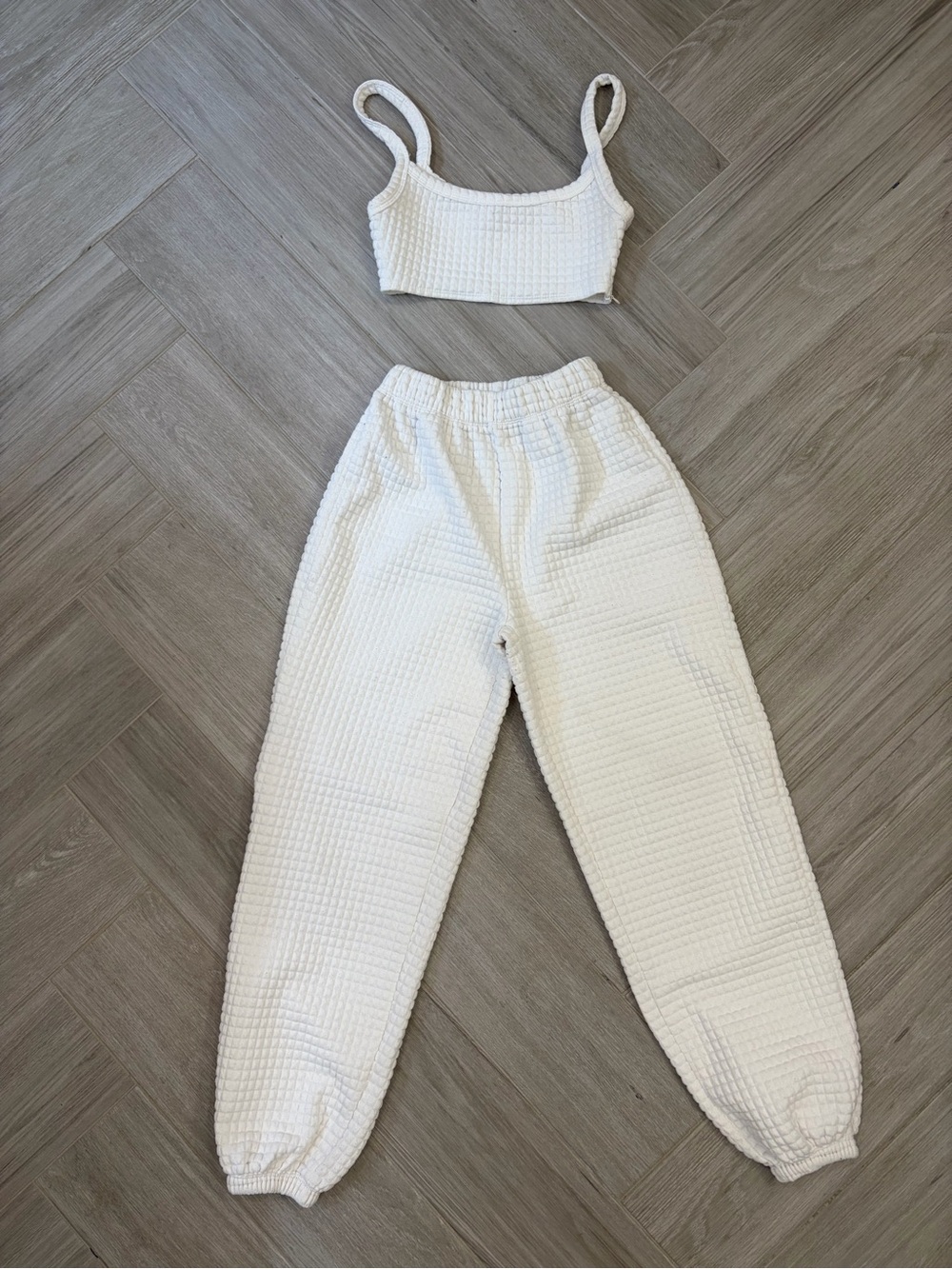 Princess Polly White Waffle Knit Set Jogger Pants and Top Size 2